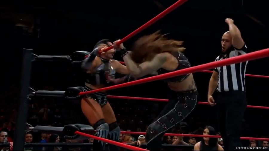 mercedesroh20231012_00_01_08_05_Still388.jpg