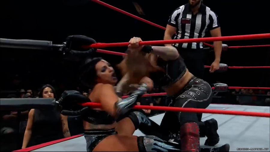 mercedesroh20231012_00_01_13_25_Still421.jpg