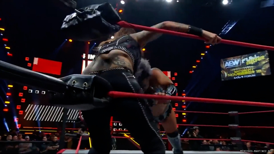 mercedesroh20231012_00_01_58_05_Still677.jpg