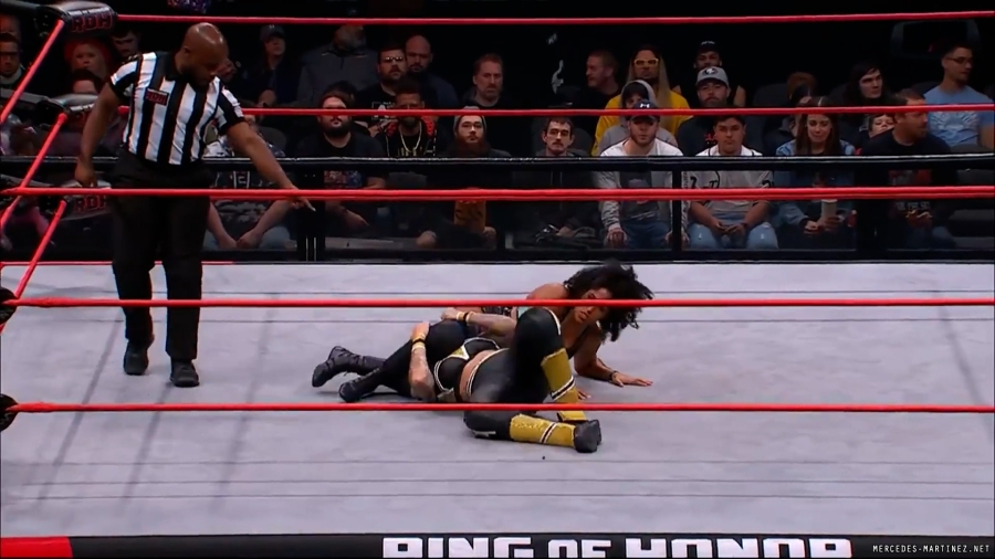 mercedesroh20231019_00_00_35_20_Still200.jpg