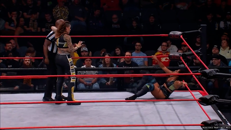 mercedesroh20231019_00_00_46_05_Still263.jpg