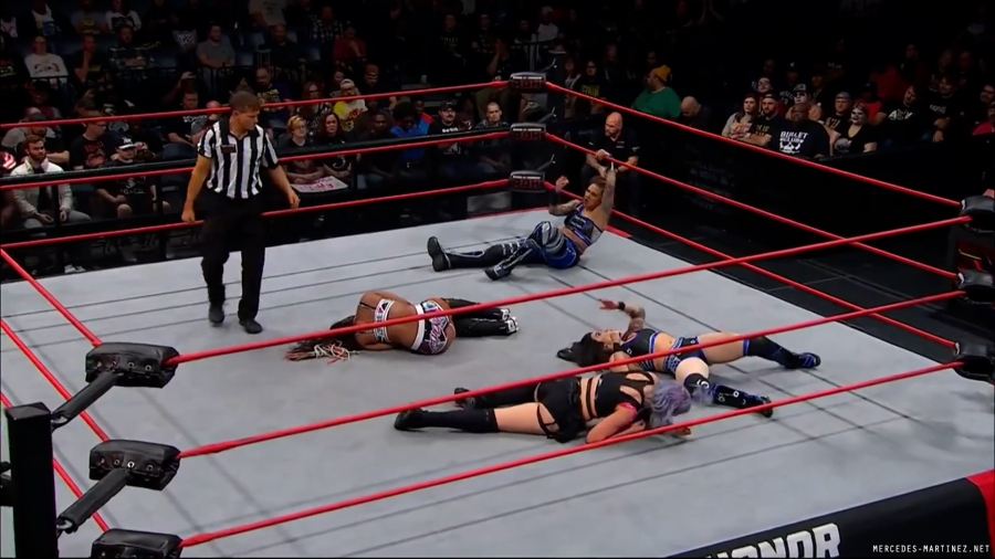 mercedesroh20231026_00_01_48_25_Still443.jpg