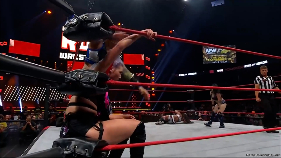 mercedesroh20231026_00_02_00_25_Still505.jpg