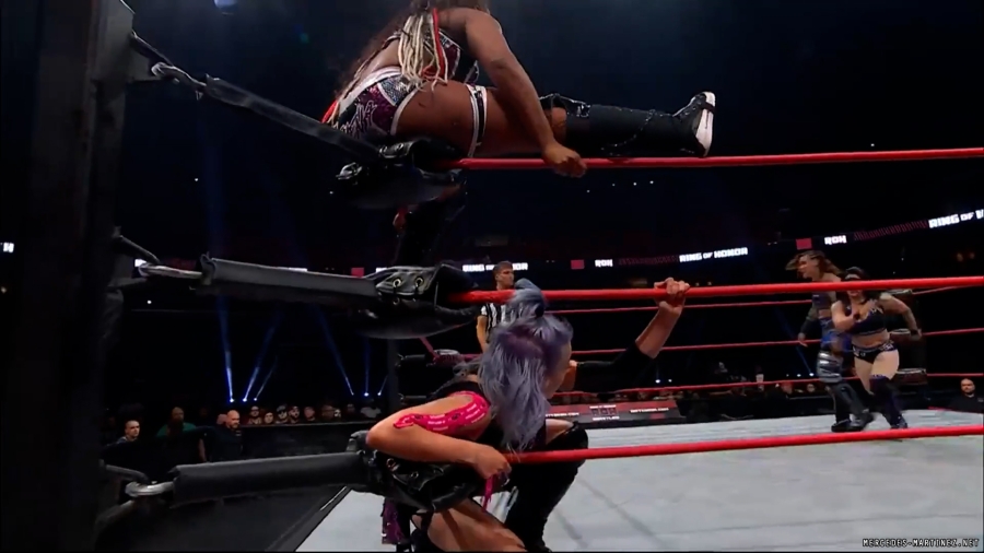 mercedesroh20231026_00_02_12_05_Still572.jpg