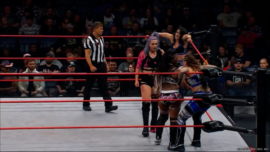 mercedesroh20231026_00_02_53_00_Still755.jpg