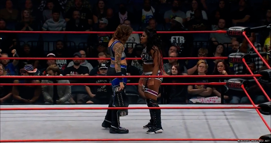 mercedesroh20231026_00_03_54_05_Still014.jpg
