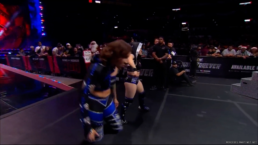 mercedesroh20240104_00_00_08_15_Still048.jpg