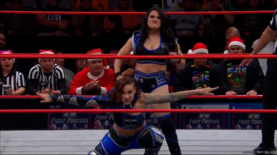 mercedesroh20240104_00_00_11_06_Still064.jpg