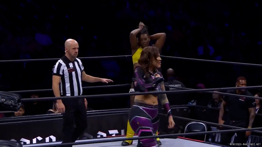 mercedesroh20240215_00_00_11_05_Still065.jpg