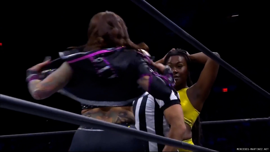 mercedesroh20240215_00_00_13_05_Still077.jpg