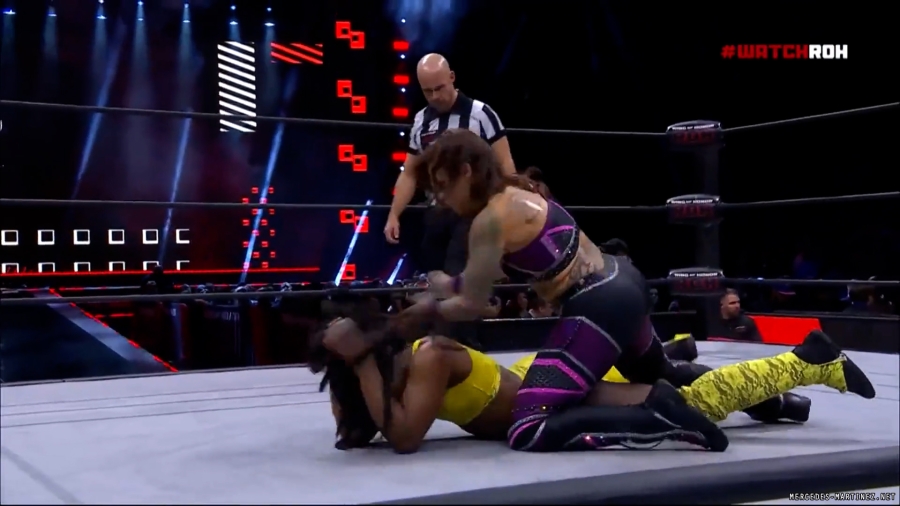mercedesroh20240215_00_00_26_00_Still147.jpg