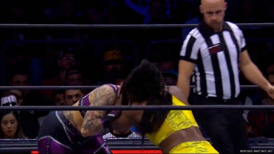 mercedesroh20240215_00_00_32_00_Still177.jpg