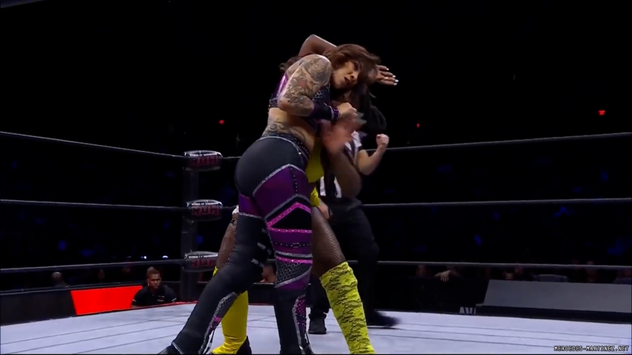 mercedesroh20240215_00_00_34_05_Still190.jpg