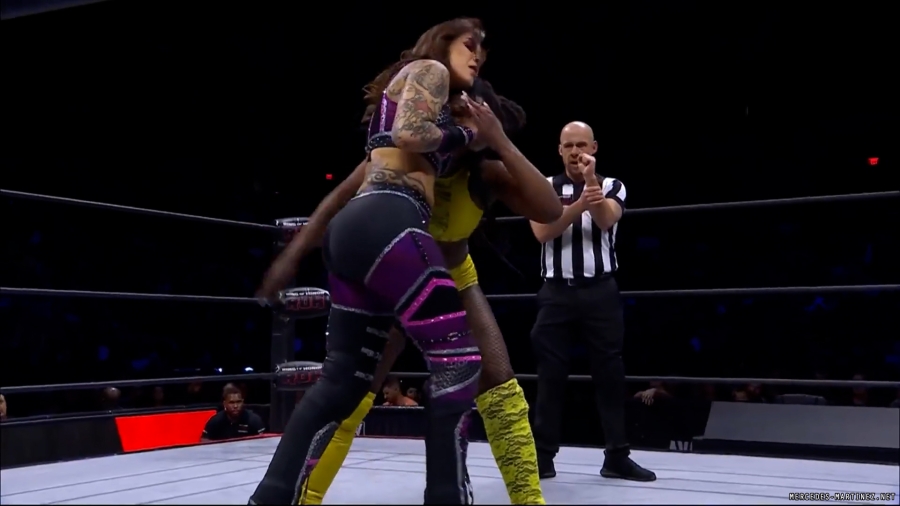 mercedesroh20240215_00_00_34_15_Still192.jpg
