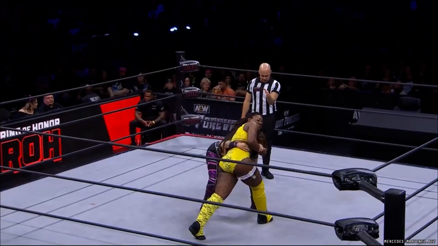 mercedesroh20240215_00_00_37_00_Still207.jpg