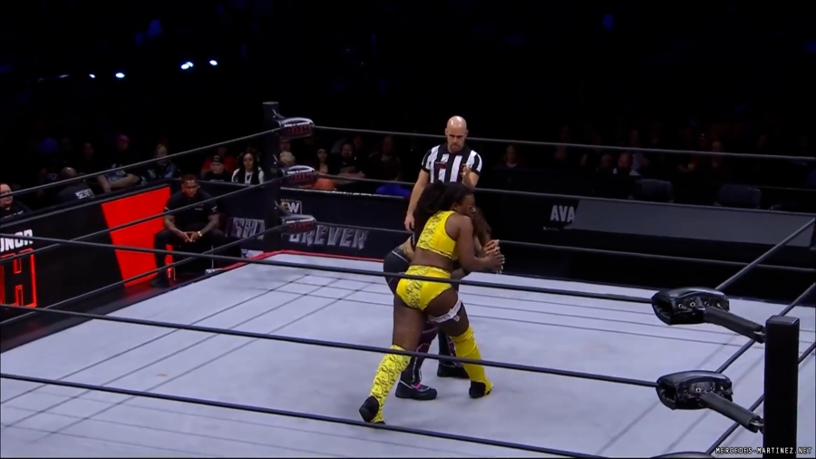 mercedesroh20240215_00_00_37_25_Still212.jpg