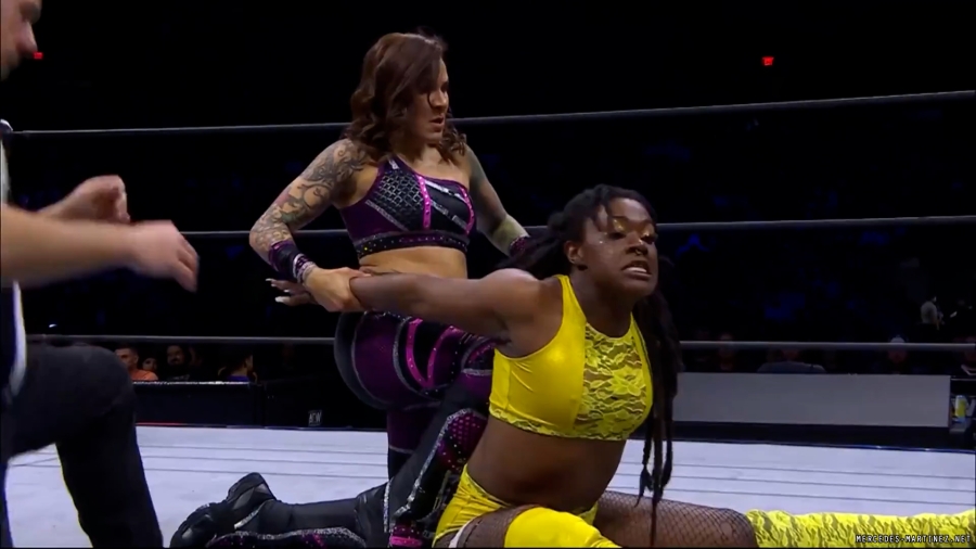 mercedesroh20240215_00_01_07_00_Still387.jpg
