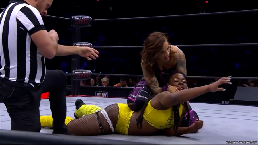 mercedesroh20240215_00_01_52_00_Still649.jpg