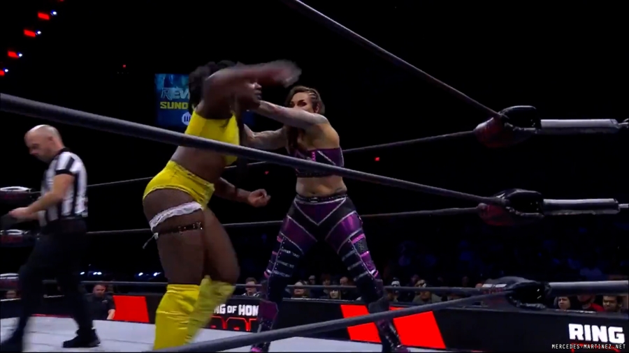mercedesroh20240215_00_02_17_05_Still800.jpg