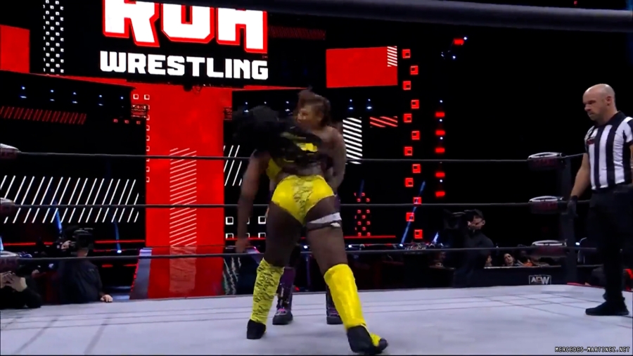 mercedesroh20240215_00_02_30_15_Still880.jpg