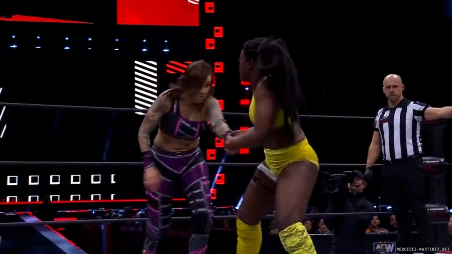 mercedesroh20240215_00_02_32_00_Still889.jpg