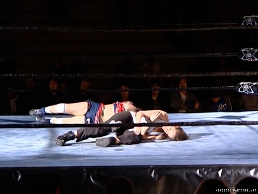 mercedesmatch20100313_00_06_25_15_Still712.jpg