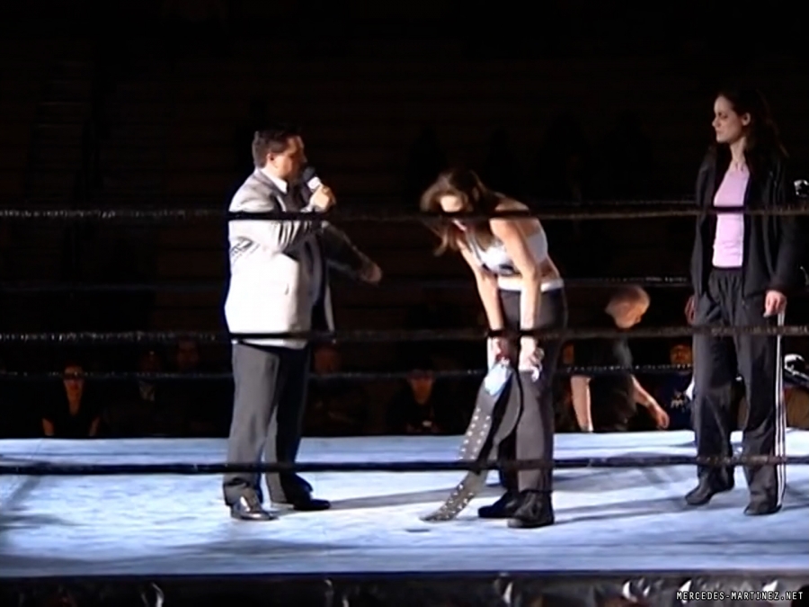 mercedesmatch20100313_00_06_49_00_Still759.jpg