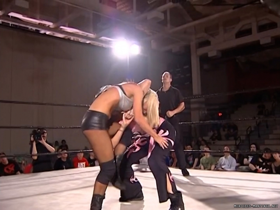 mercedesmatch20100501_00_02_08_00_Still231.jpg