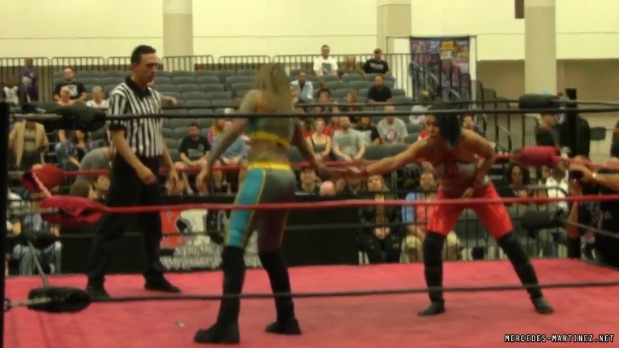 mercedesmatch20171007_Still230.jpg