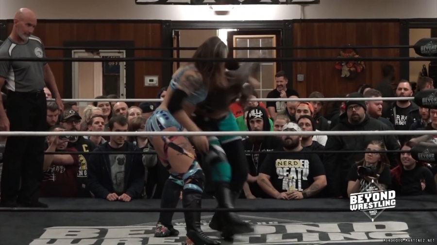 mercedesmatch20191114_Still262.jpg