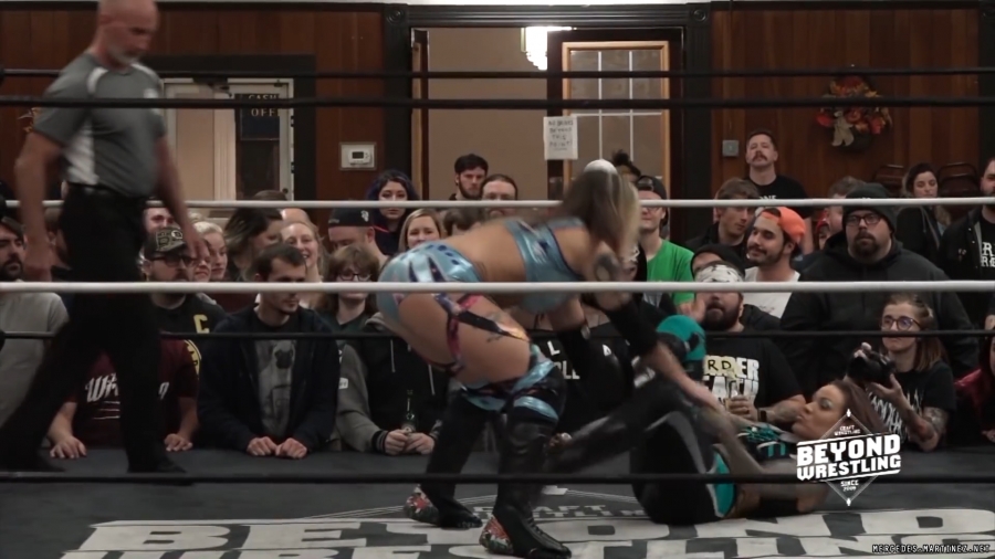 mercedesmatch20191114_Still330.jpg