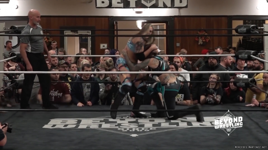 mercedesmatch20191114_Still613.jpg
