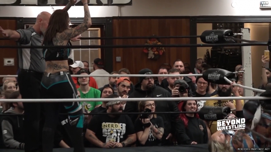 mercedesmatch20191114_Still779.jpg