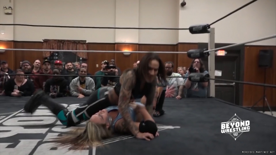 mercedesmatch20191114_Still833.jpg
