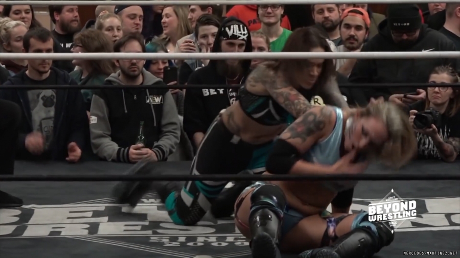 mercedesmatch20191114_Still840.jpg