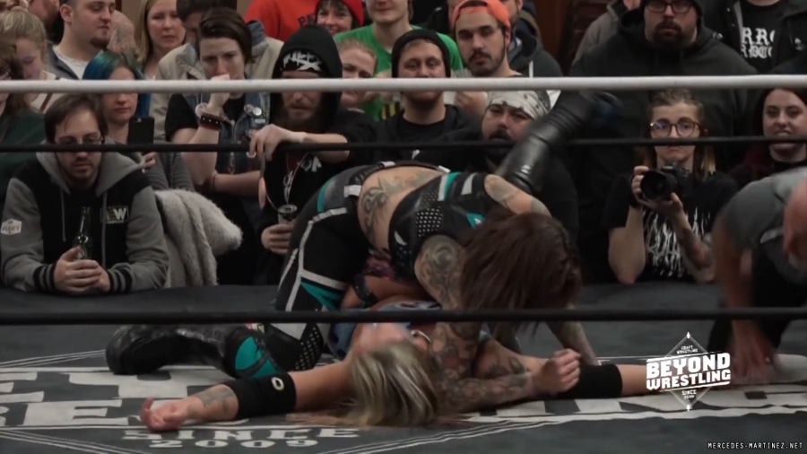 mercedesmatch20191114_Still933.jpg