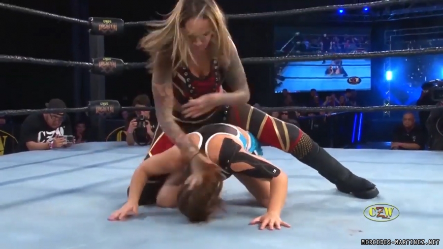 mercedesmatch20191209_Still209.jpg