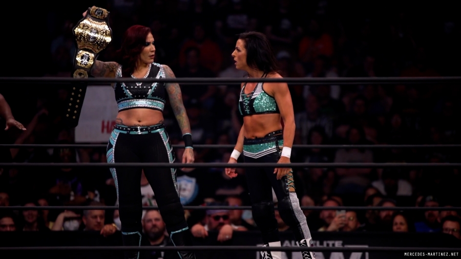 mercedesroh20220719_00_01_53_15_Still130.jpg