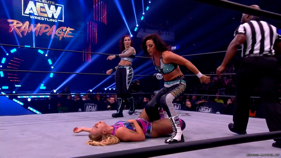 mercedesroh20220719_00_02_05_26_Still155.jpg