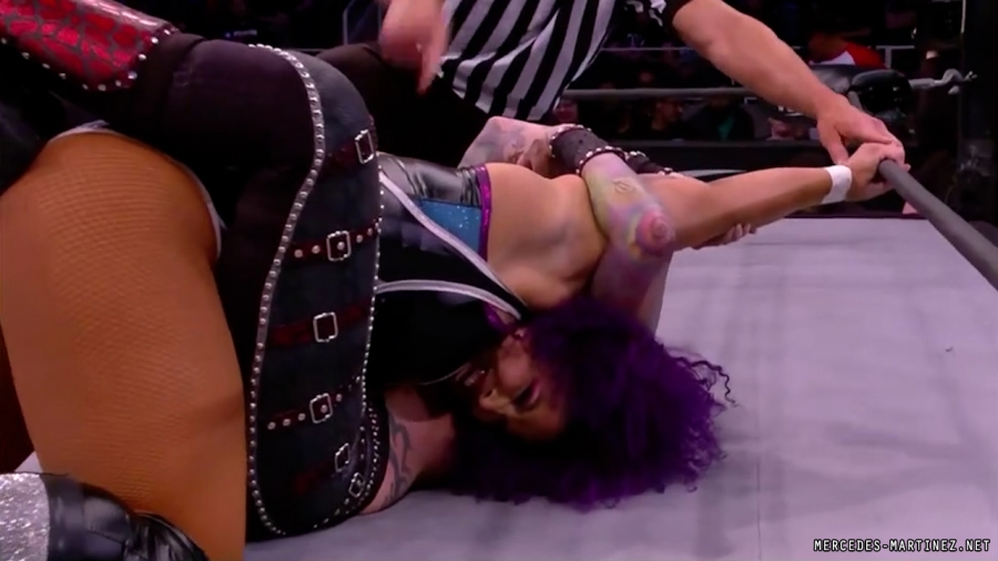 mercedesmatch20220401_00_03_38_15_Still411.jpg