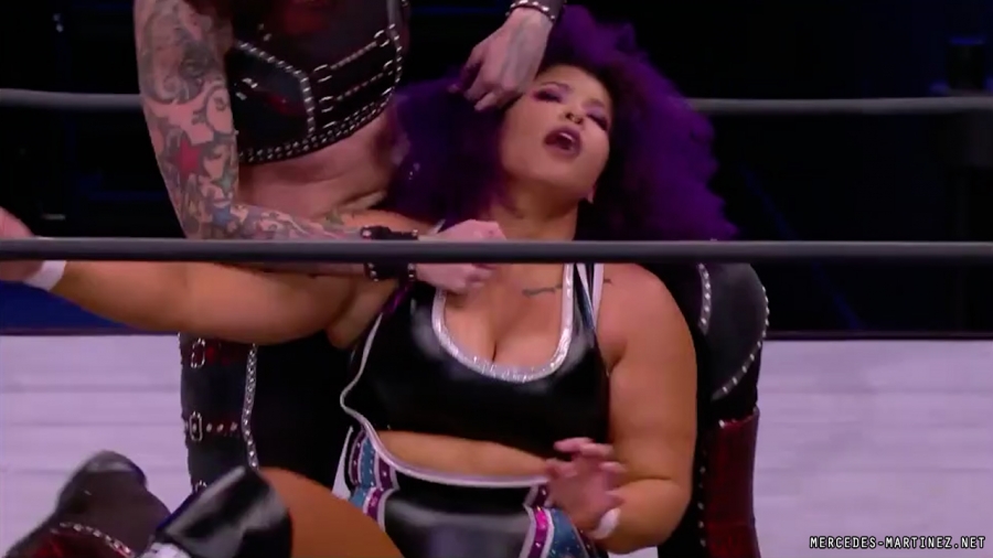 mercedesmatch20220401_00_03_50_00_Still434.jpg