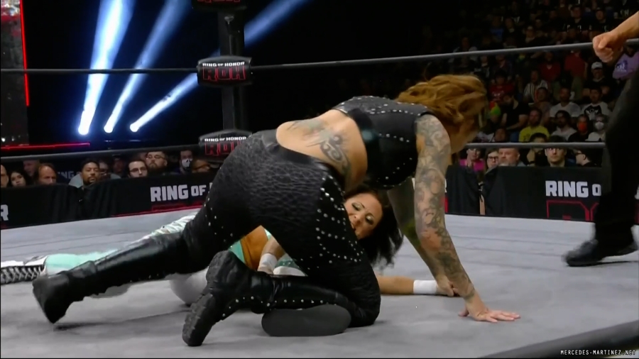 mercedesroh20220723_00_02_54_00_Still337.jpg