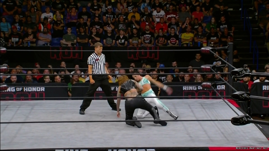 mercedesroh20220723_00_15_16_15_Still1770.jpg