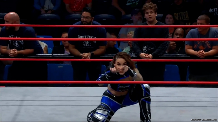 mercedesroh20230921_00_00_11_05_Still058.jpg