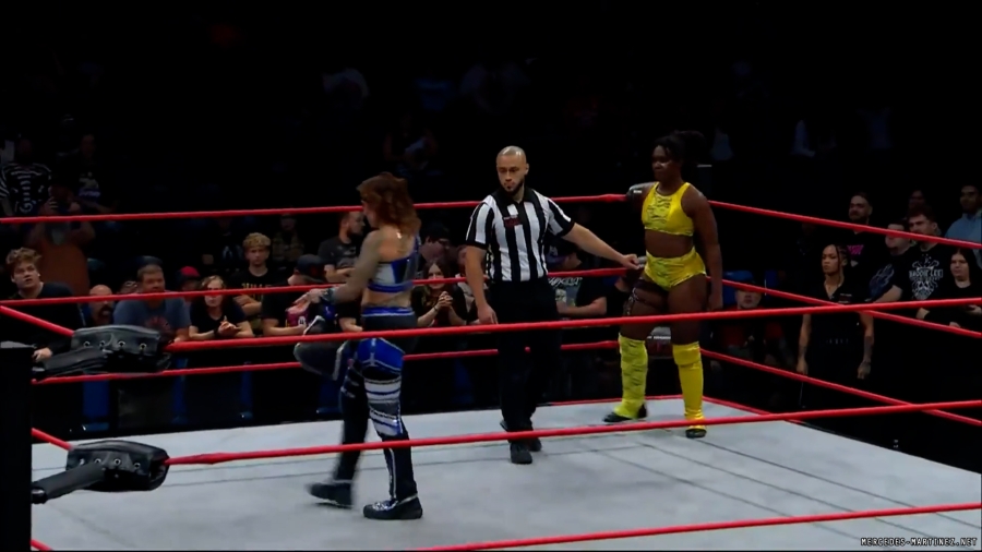 mercedesroh20230921_00_00_16_25_Still092.jpg