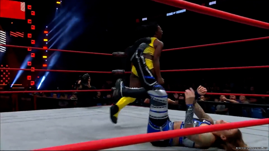 mercedesroh20230921_00_01_29_15_Still480.jpg