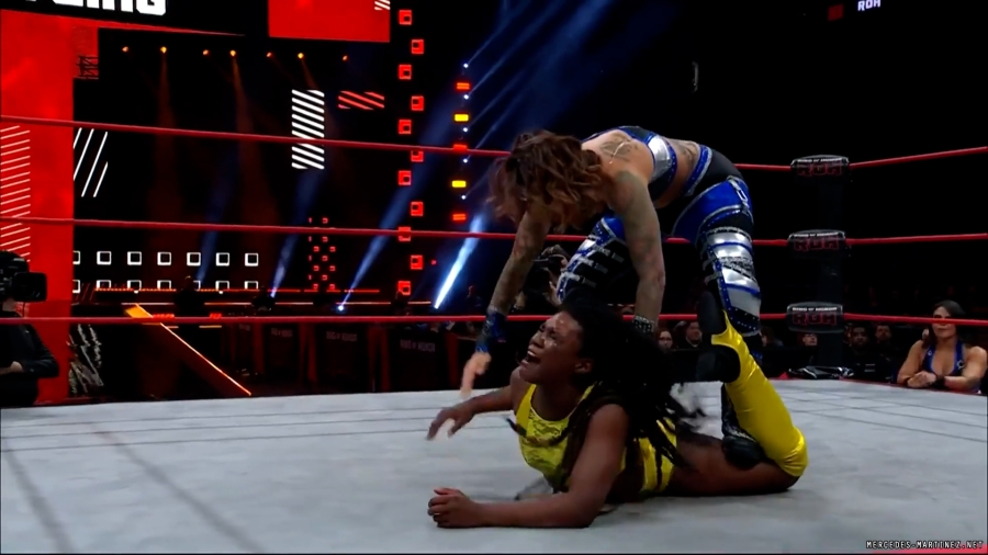 mercedesroh20230921_00_01_51_00_Still606.jpg