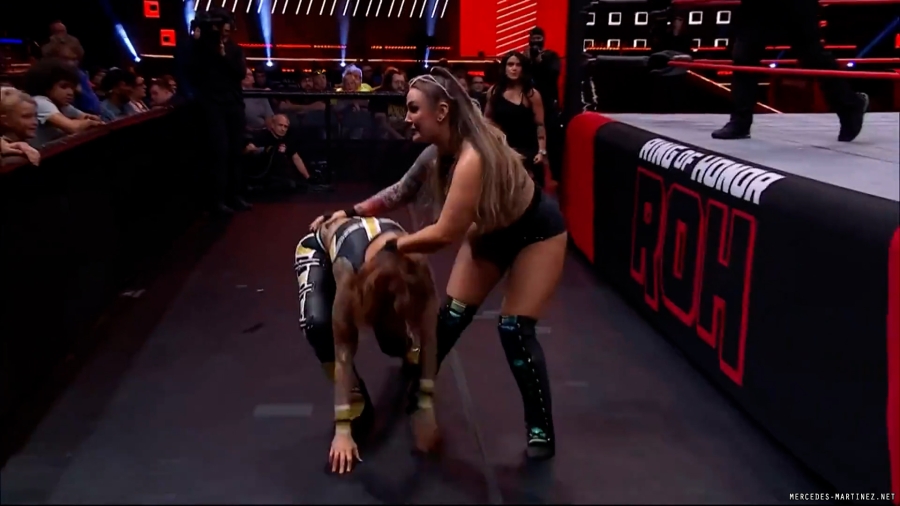 mercedesroh20230928_00_00_56_25_Still311.jpg