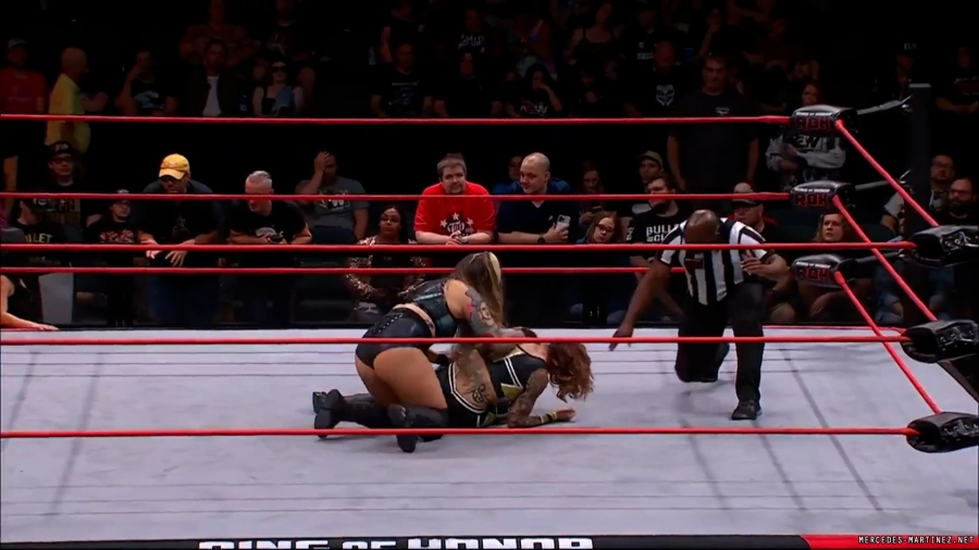 mercedesroh20230928_00_01_04_10_Still356.jpg