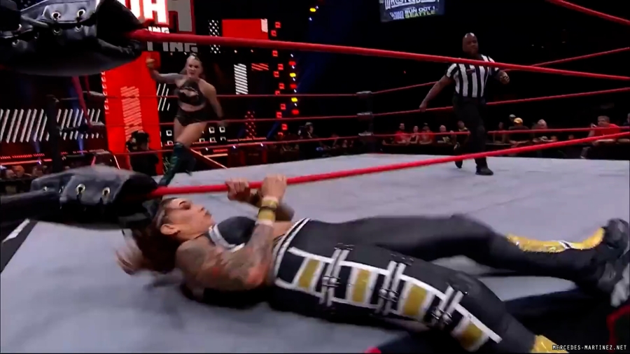 mercedesroh20230928_00_01_10_00_Still390.jpg